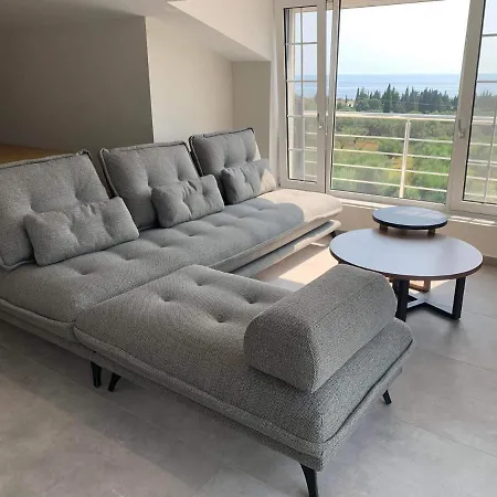Moulinos Loft דירה *