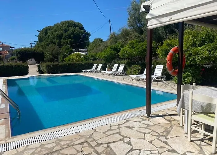 Moulinos Loft Apartment