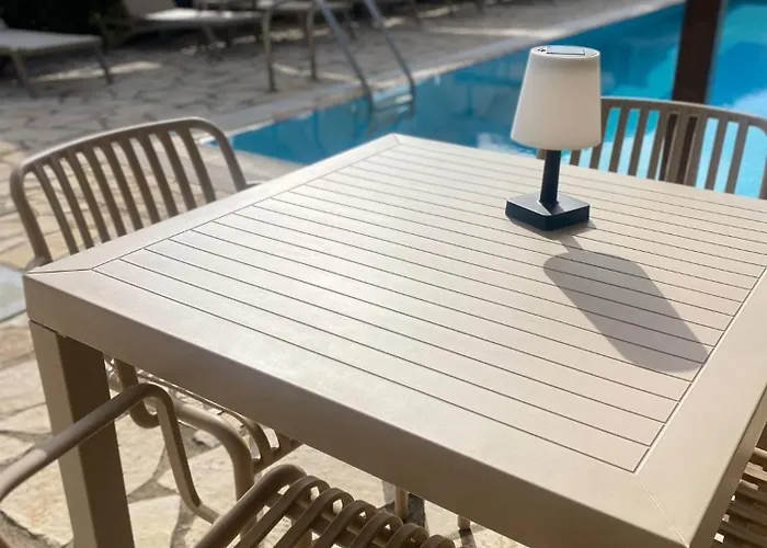 Moulinos Loft Apartment Svoronata